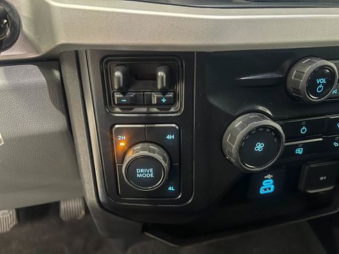 Used 2026 Ford F250 XLT AWD/4WD image 39