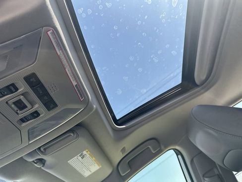 Used 2023 Toyota RAV4 Limited image 21