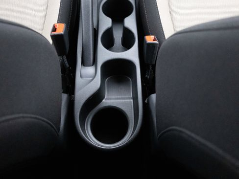 Used 2022 Hyundai Accent SE image 30