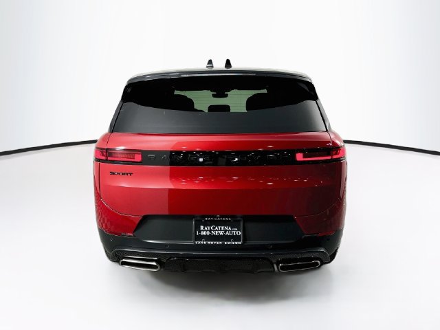 Used 2025 Land Rover Range Rover Sport SE AWD/4WD image 6