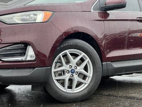 Used 2022 Ford Edge SEL w/ Convenience Package image 2