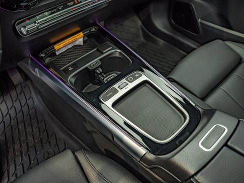 Certified 2026 Mercedes-Benz GLB 250 4MATIC image 29