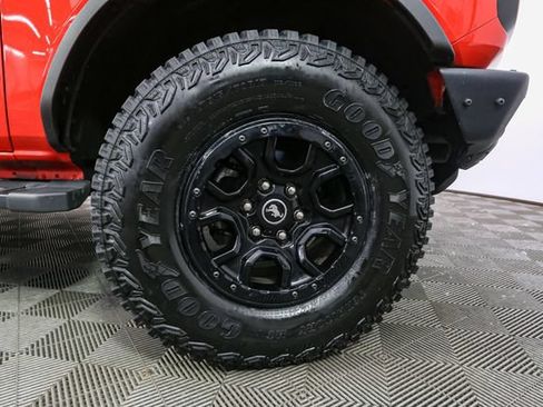 Used 2024 Ford Bronco Wildtrak AWD/4WD image 13