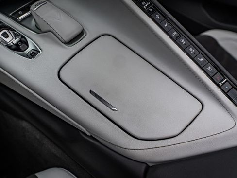 Used 2023 Chevrolet Corvette Stingray Preferred Conv w/ Z51 Performance Package RWD image 30