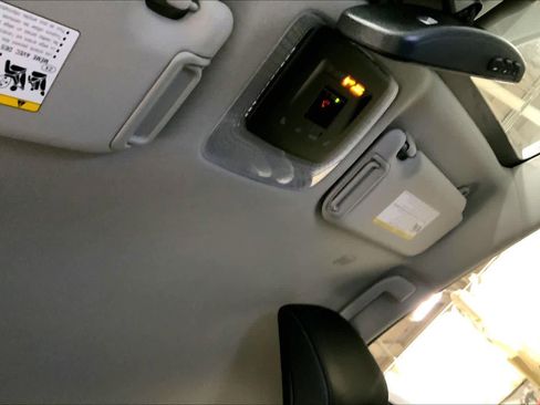 Used 2024 Toyota Prius XLE image 14