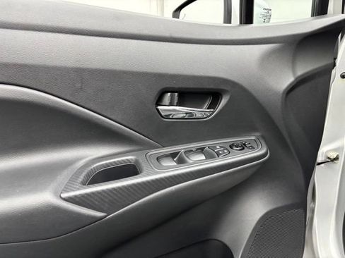 Used 2024 Nissan Versa SV FWD image 14
