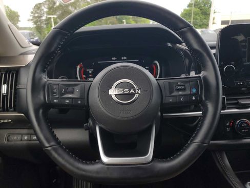Used 2023 Nissan Pathfinder Platinum w/ Cargo Package AWD/4WD image 20