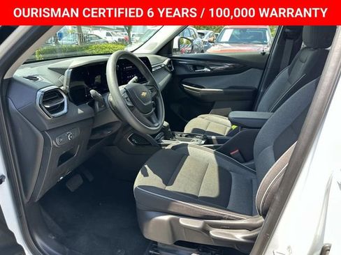 Certified 2025 Chevrolet TrailBlazer LT AWD/4WD image 21
