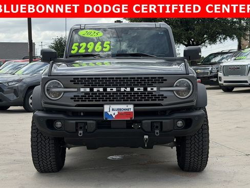 Used 2025 Ford Bronco Badlands AWD/4WD image 2