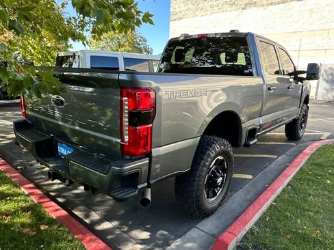Certified 2025 Ford F250 Lariat w/ Tremor Off-Road Package AWD/4WD image 4
