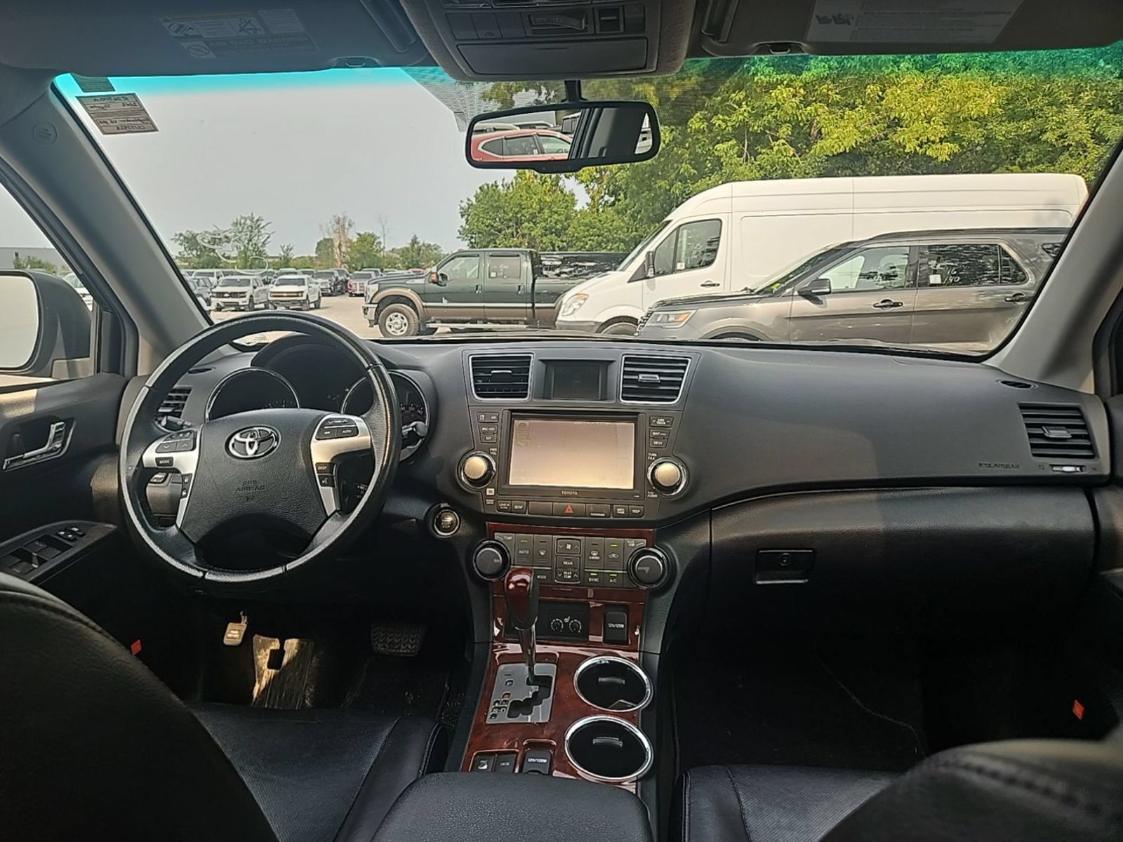 Used 2012 Toyota Highlander Limited AWD/4WD image 8