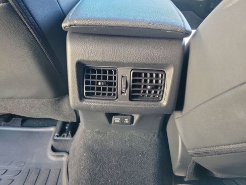 Used 2025 Toyota Camry XSE image 11