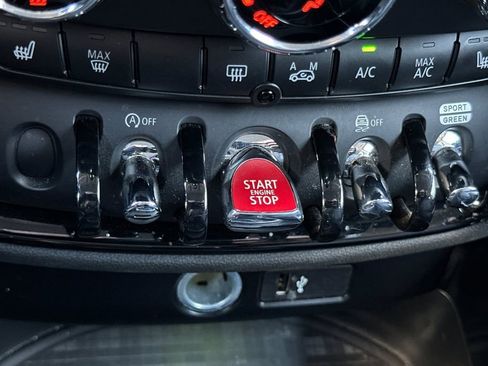 Used 2022 MINI Cooper Clubman S image 22