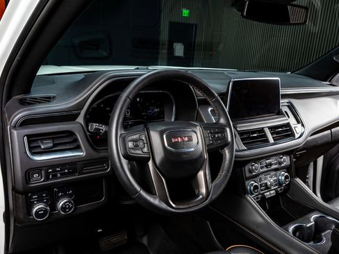 Used 2023 GMC Yukon AT4 image 13