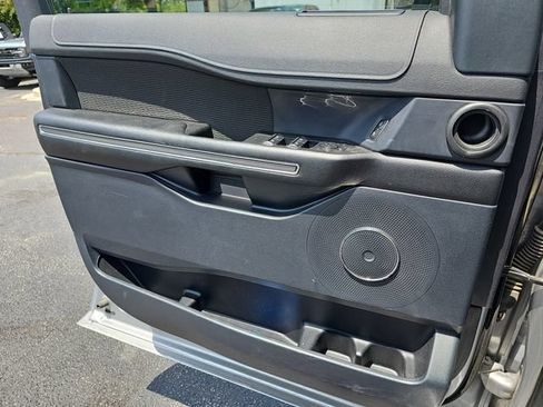 Used 2021 Ford Expedition XLT RWD image 31