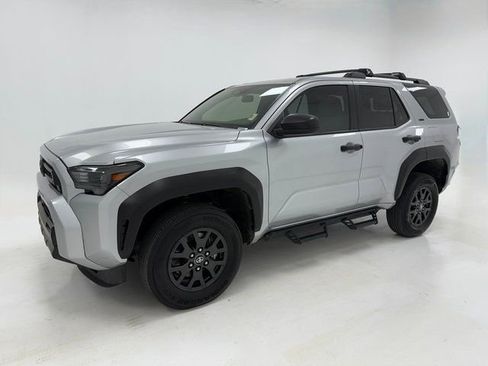 Used 2025 Toyota 4Runner SR5 image 5