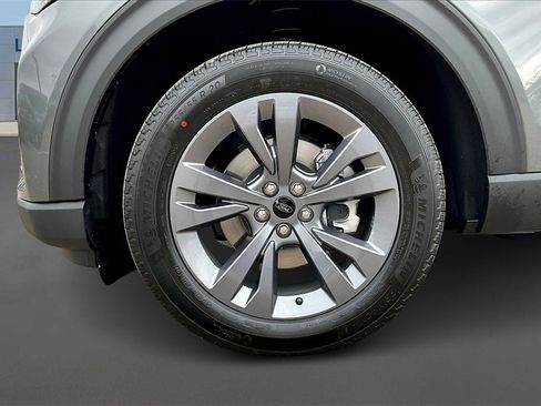 New 2025 Ford Explorer Active w/ Active Comfort Package image 14