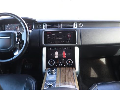 Used 2018 Land Rover Range Rover image 15