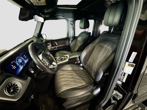 Used 2024 Mercedes-Benz G 550 image 9
