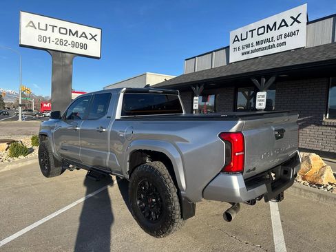 Used 2024 Toyota Tacoma SR5 image 8