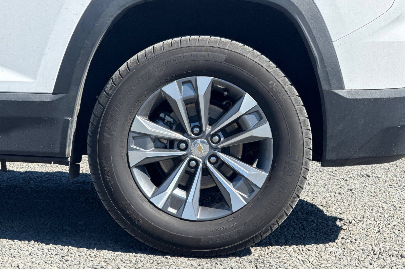Used 2025 Chevrolet Equinox LT w/ Safety and Technology Package AWD/4WD image 44