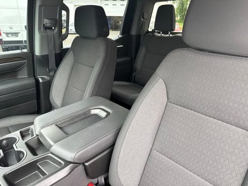 Used 2025 Chevrolet Silverado 1500 LT AWD/4WD image 20
