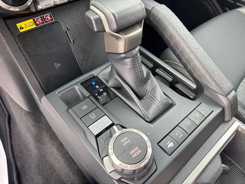 Certified 2024 Toyota Tacoma Limited image 18