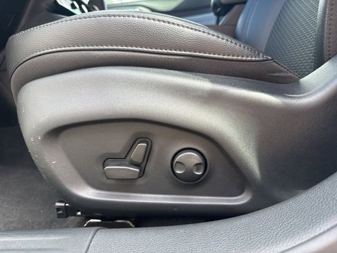 Used 2023 Jeep Compass Latitude w/ Convenience Group image 25