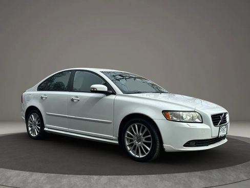 Used 2010 Volvo S40 2.4i FWD image 3