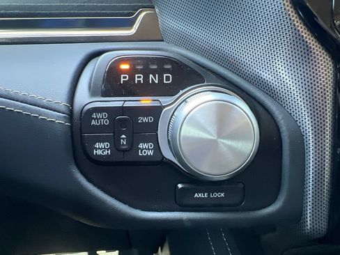 Used 2019 RAM 1500 Limited AWD/4WD image 27