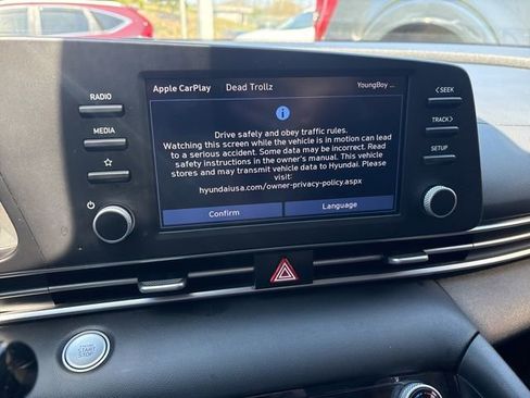 Used 2023 Hyundai Elantra SEL w/ Preferred Accessory Package image 5