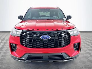 New 2026 Ford Explorer ST-Line w/ ST-Line Street Pack video 2