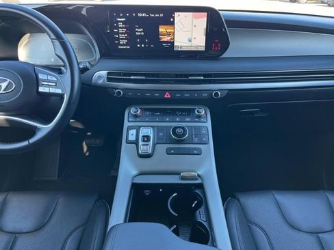 Used 2024 Hyundai Palisade SEL image 17