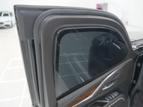 Used 2024 Cadillac Escalade ESV Premium Luxury RWD image 27