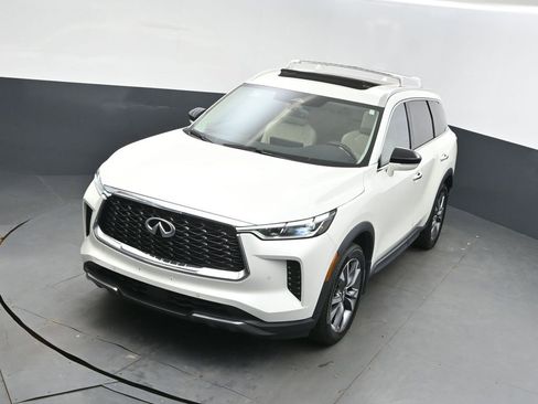 Certified 2022 INFINITI QX60 Luxe w/ Performance Audio Package image 32