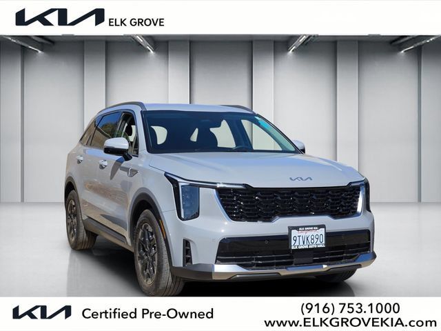 Certified 2025 Kia Sorento S FWD image 1