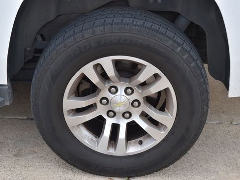Used 2017 Chevrolet Tahoe LT RWD image 12