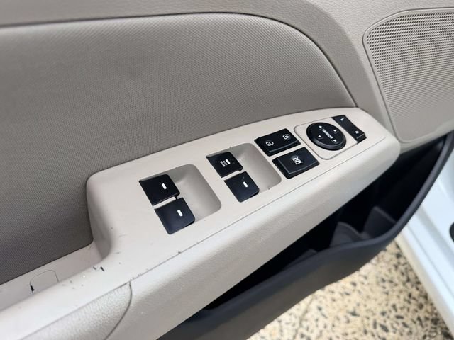 Used 2017 Hyundai Elantra SE FWD image 16