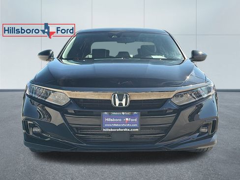 Used 2022 Honda Accord Sport image 2