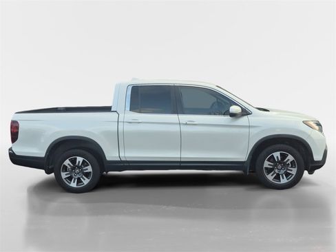 Certified 2019 Honda Ridgeline RTL image 3