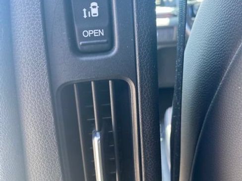 Used 2025 Honda Odyssey Sport-L image 33