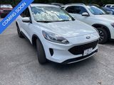 Used 2020 Ford Escape SE image 3