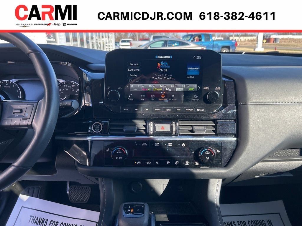Used 2023 Nissan Pathfinder SL AWD/4WD image 20