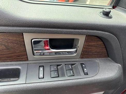 Used 2013 Ford F150 Lariat w/ Lariat Chrome Pkg AWD/4WD image 9