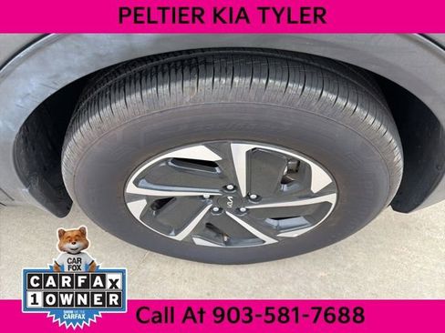 Certified 2025 Kia Sportage LX image 14