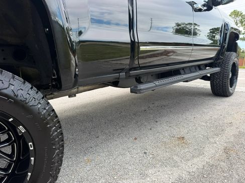 Used 2019 Chevrolet Silverado 2500 High Country w/ Duramax Plus Package AWD/4WD image 37