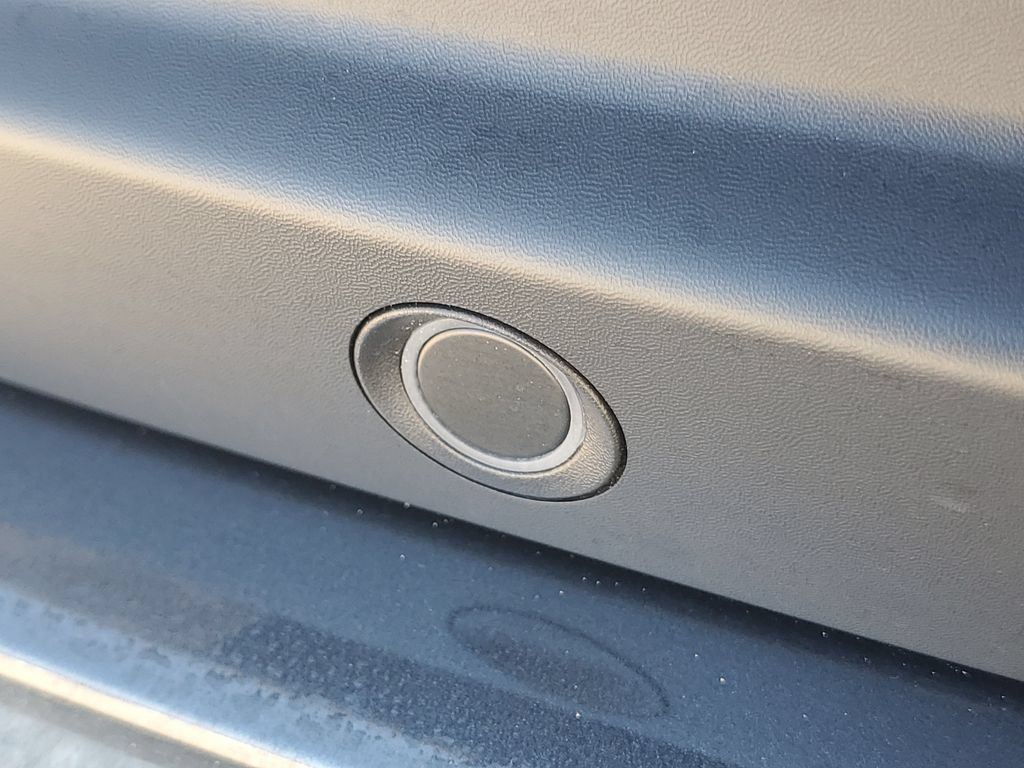 New 2027 Land Rover Range Rover Sport SE AWD/4WD image 8