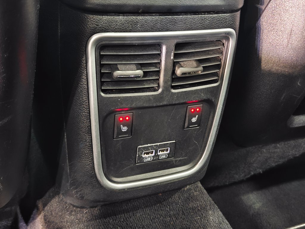 Used 2021 Dodge Charger SXT w/ Leather Interior Group RWD image 26