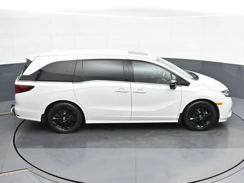 Used 2023 Honda Odyssey Sport image 22