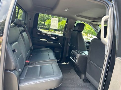 Used 2022 GMC Sierra 1500 SLT w/ SLT Convenience Package AWD/4WD image 50